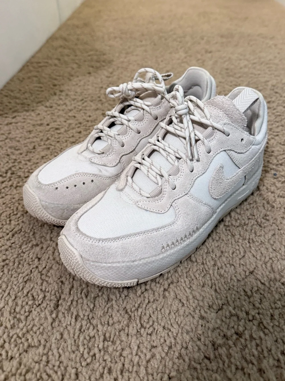 Nike Off-White/Tan Low-Top Suede Sneakers